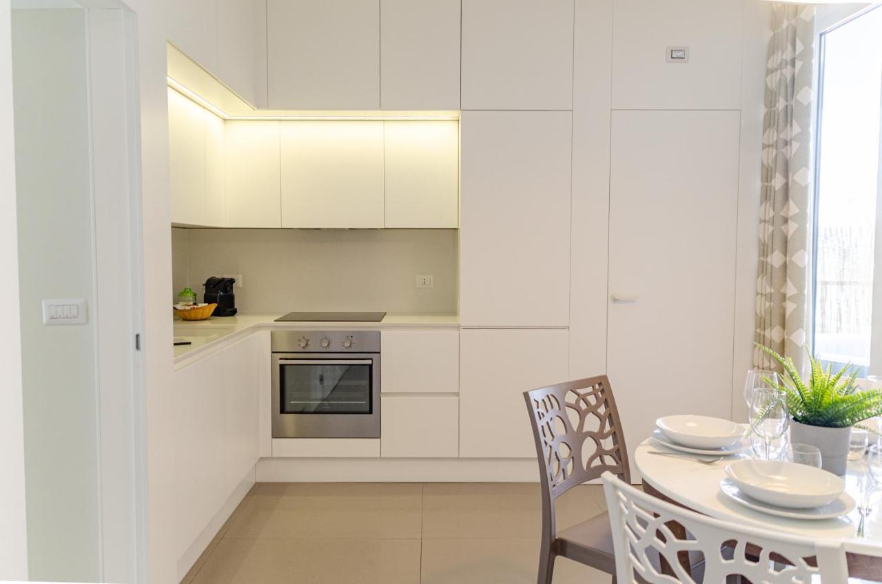 Ferienwohnung Apulialux Polignano High Class / Jacuzzi + Parking Polignano a Mare Exterior foto
